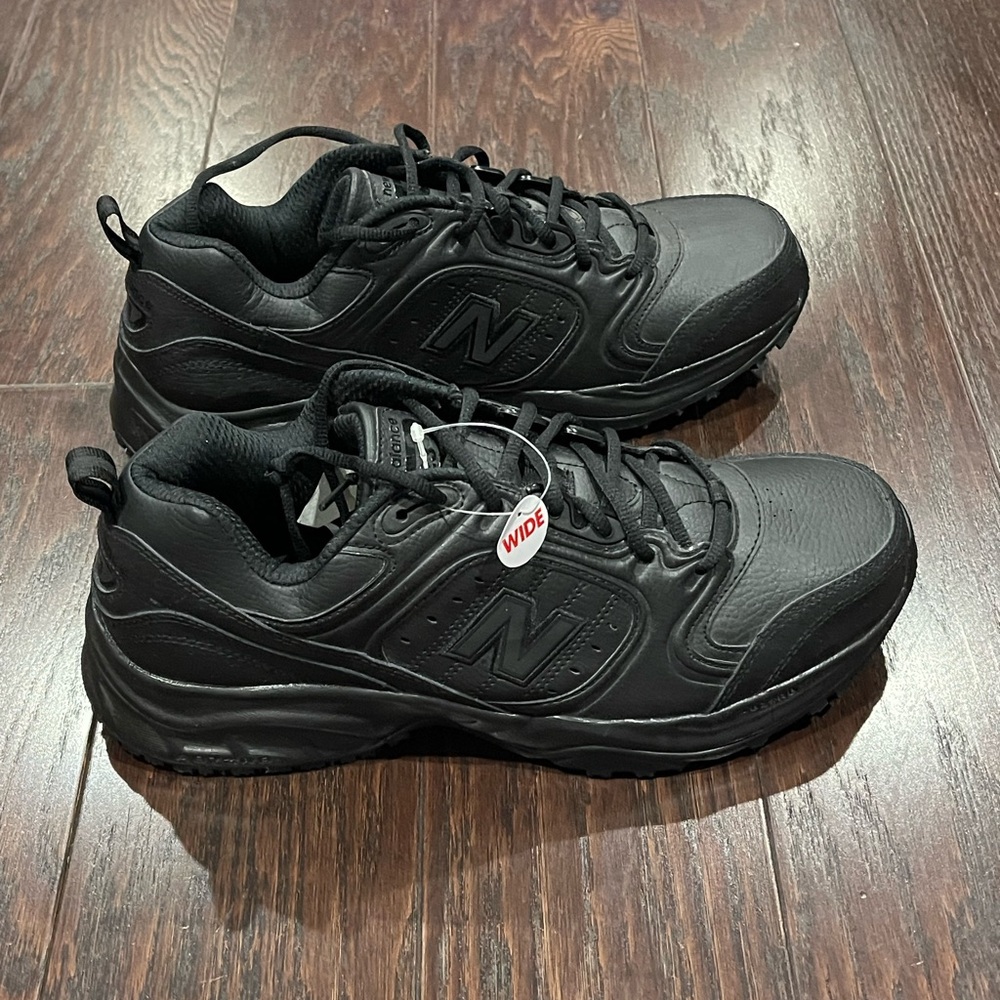 New Balance MID623K2 Men Size 11 Triple Black Casual Leather Shoe NEW